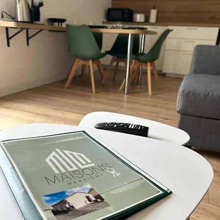 Maisons Martigny C - Proche Futuroscope Et Aquascope Casa de Férias *